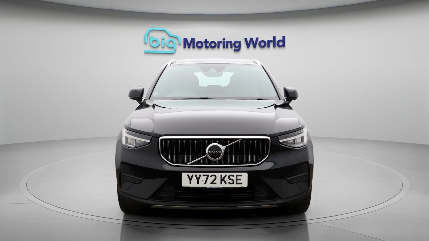 Used Volvo XC40 2022 for sale - 77610566: Photo 2