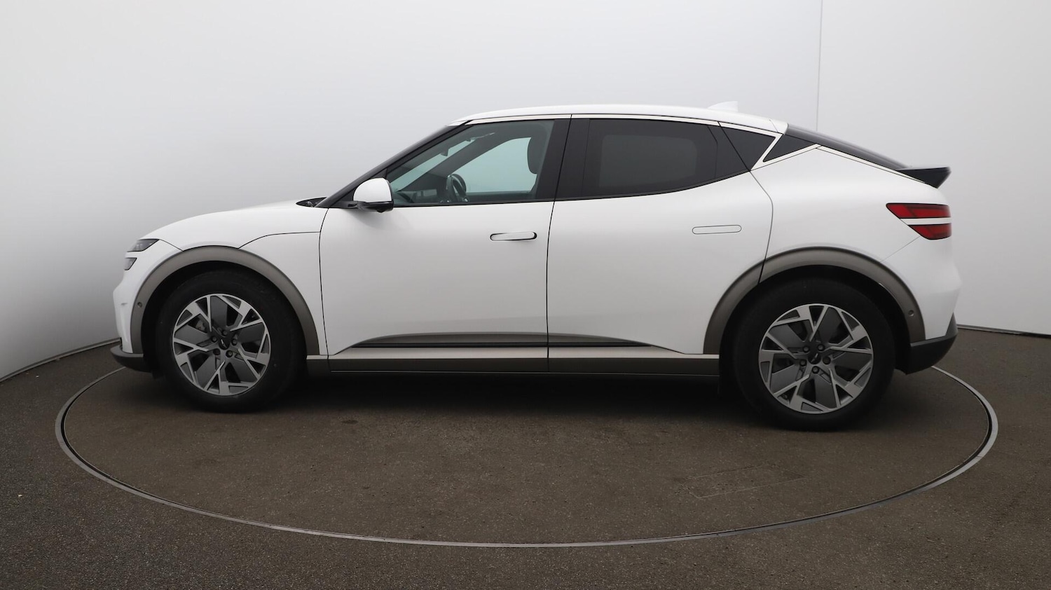 Used Genesis GV60 2022 for sale - 76432207: Photo 64