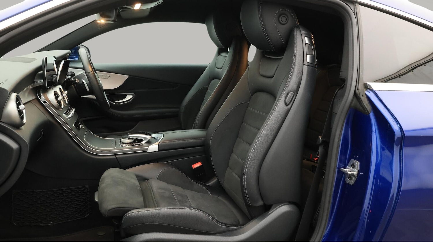 Used Mercedes-Benz C Class 2020 for sale - 76432909: Photo 15