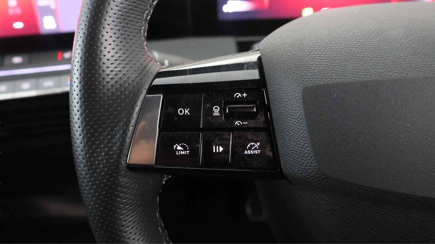 Used Vauxhall Astra for sale - 78106080: Photo 19