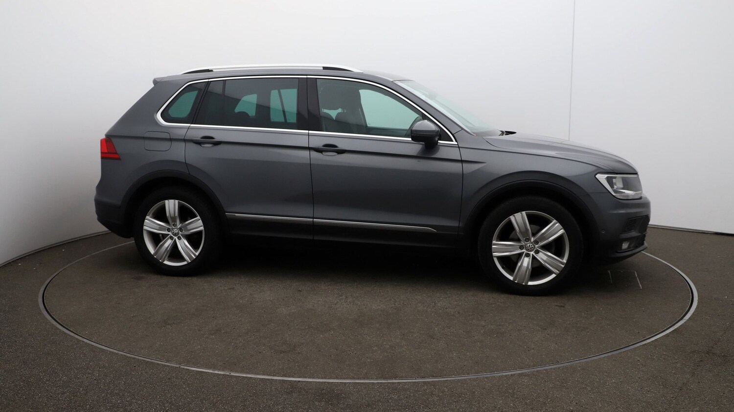 Used Volkswagen Tiguan for sale - 76811722: Photo 41