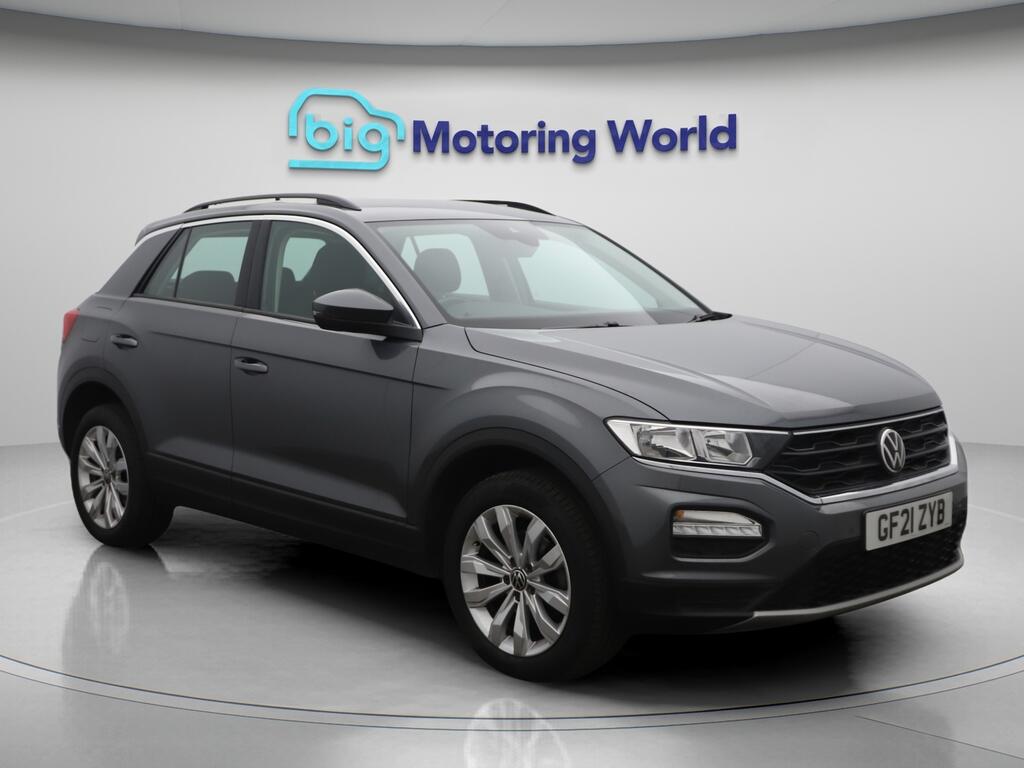 Used Volkswagen T-Roc 2021 for sale - 76083987: Photo 1