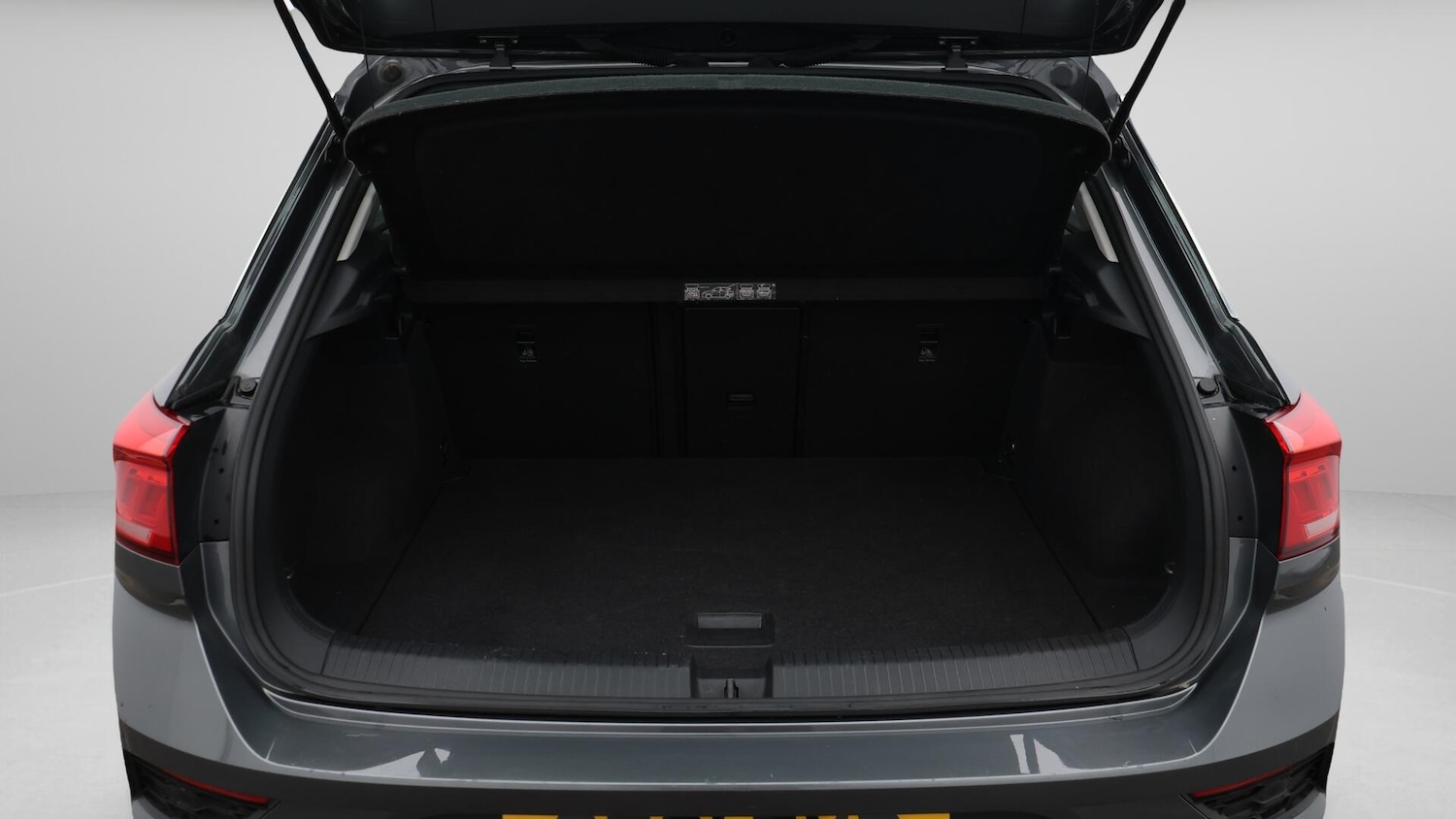 Used Volkswagen T-Roc 2021 for sale - 76083987: Photo 18