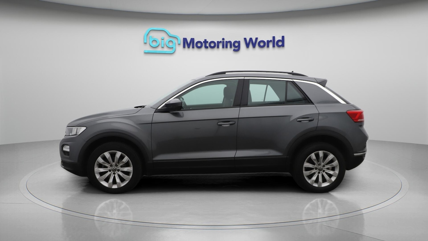 Used Volkswagen T-Roc 2021 for sale - 76083987: Photo 5