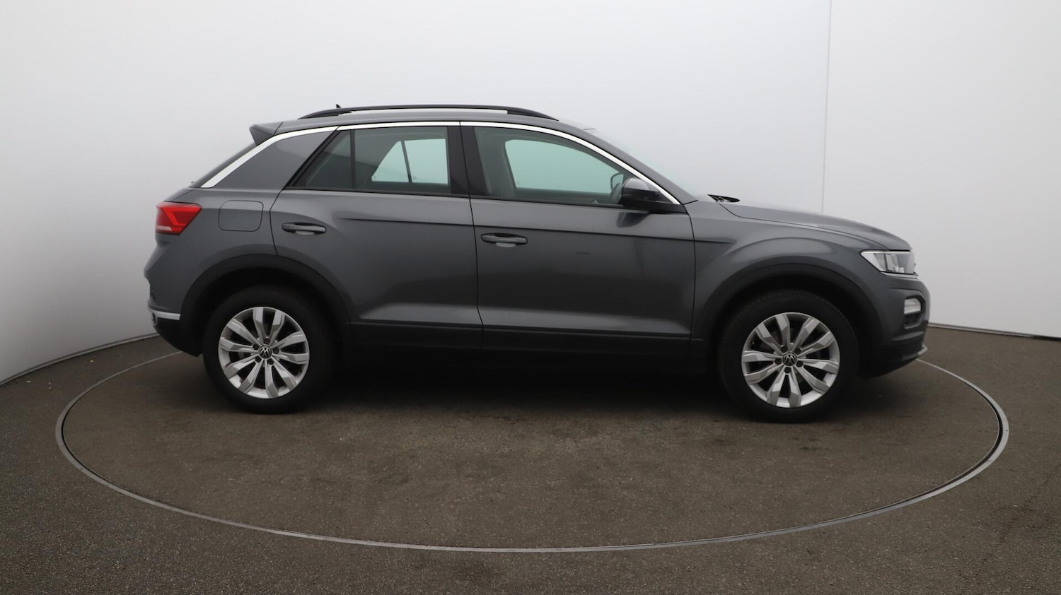 Used Volkswagen T-Roc 2021 for sale - 76083987: Photo 50