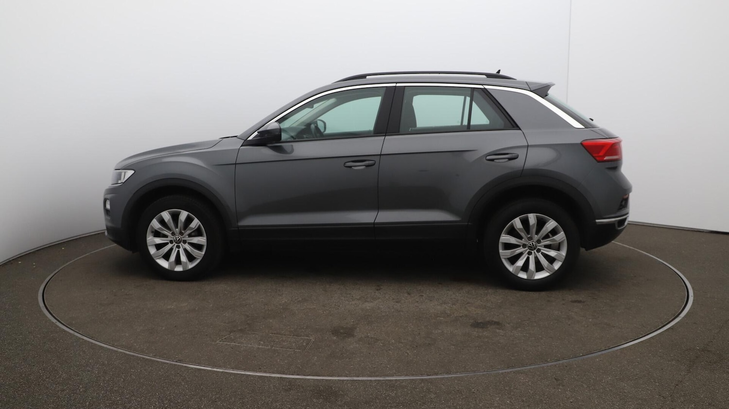 Used Volkswagen T-Roc 2021 for sale - 76083987: Photo 65