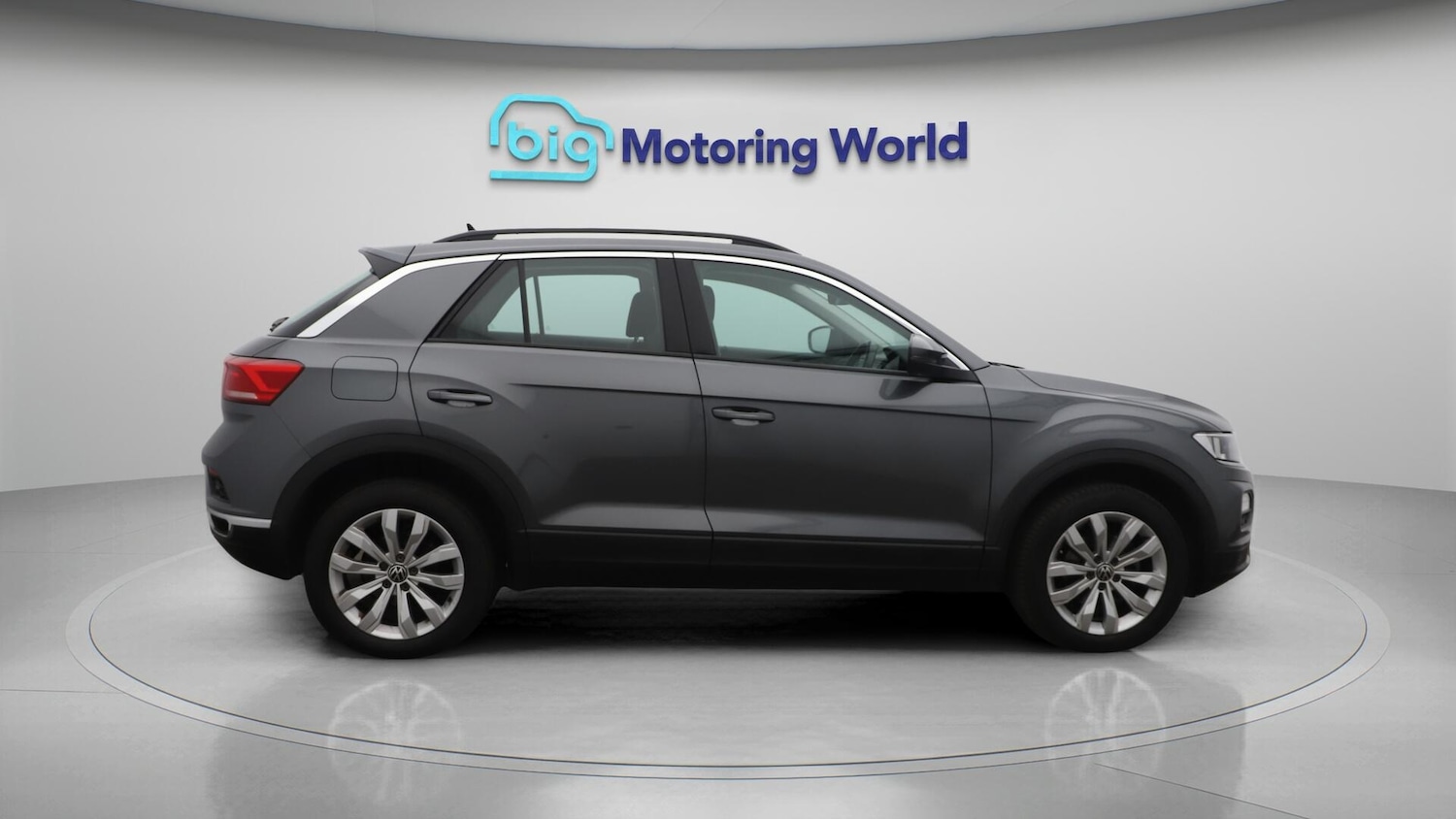 Used Volkswagen T-Roc 2021 for sale - 76083987: Photo 9