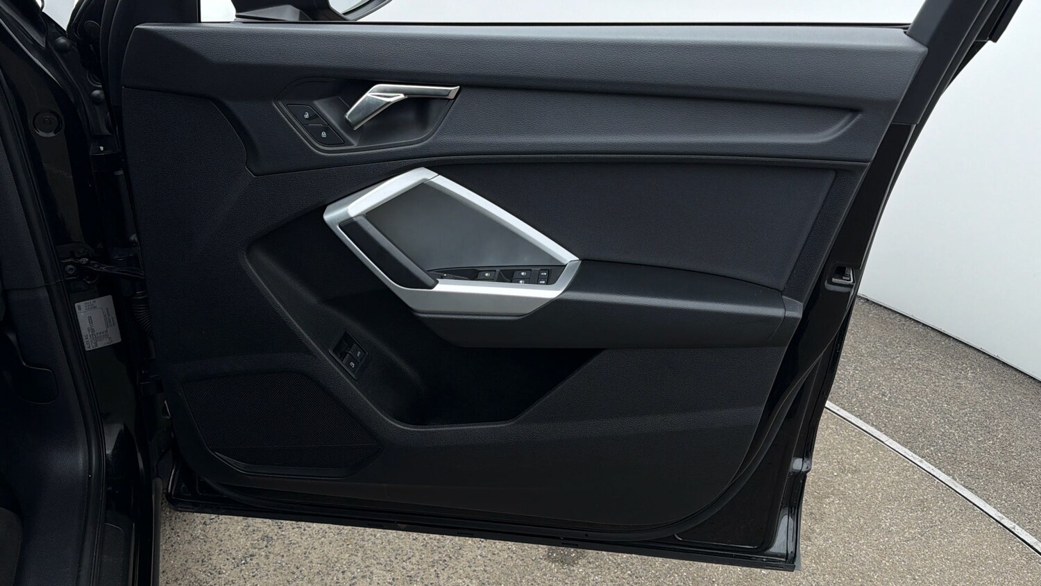 Used Audi Q3 2023 for sale - 77790321: Photo 14