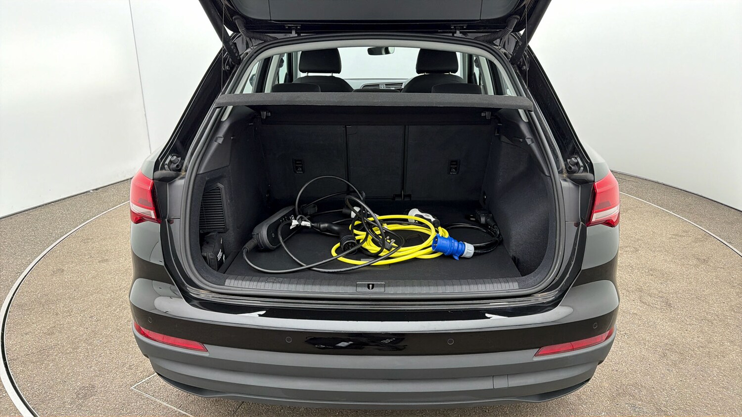 Used Audi Q3 2023 for sale - 77790321: Photo 16