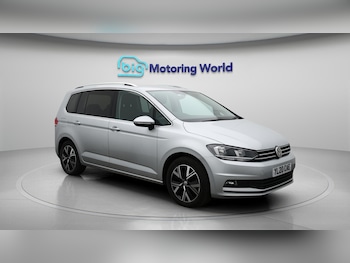 Used Volkswagen Touran 2020 for sale - 76498939: Photo