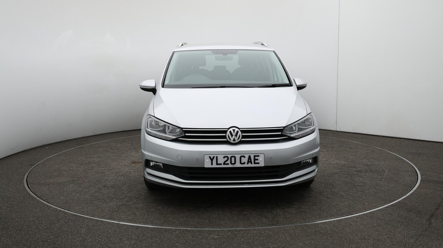 Used Volkswagen Touran 2020 for sale - 76498939: Photo 42