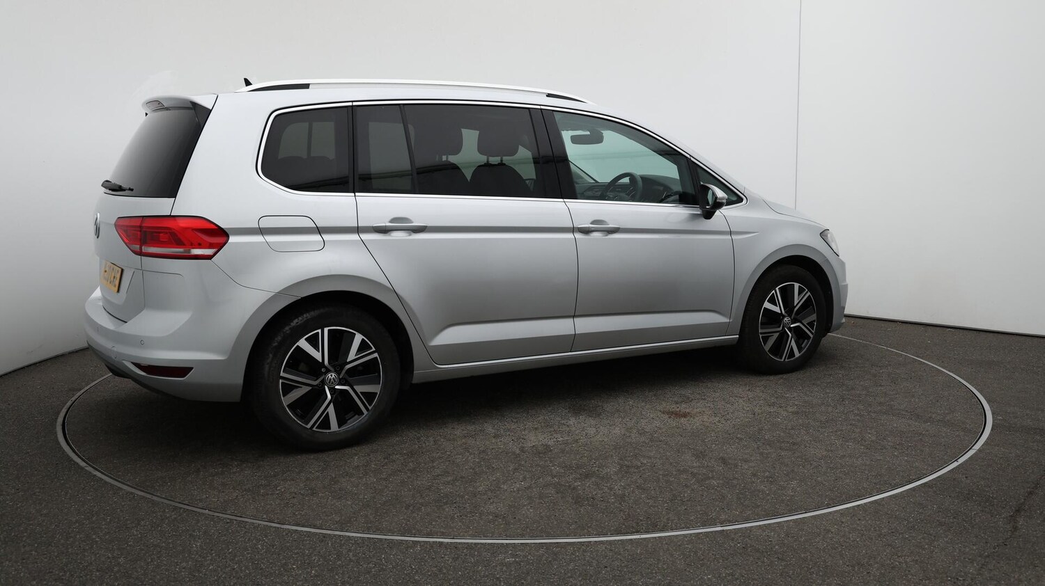 Used Volkswagen Touran 2020 for sale - 76498939: Photo 54