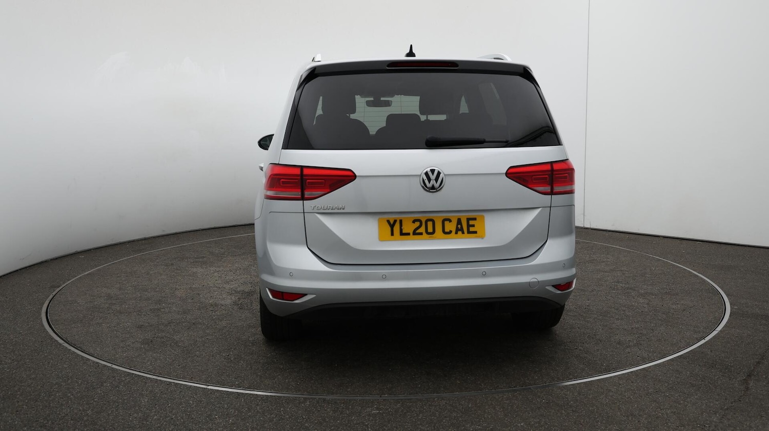 Used Volkswagen Touran 2020 for sale - 76498939: Photo 61