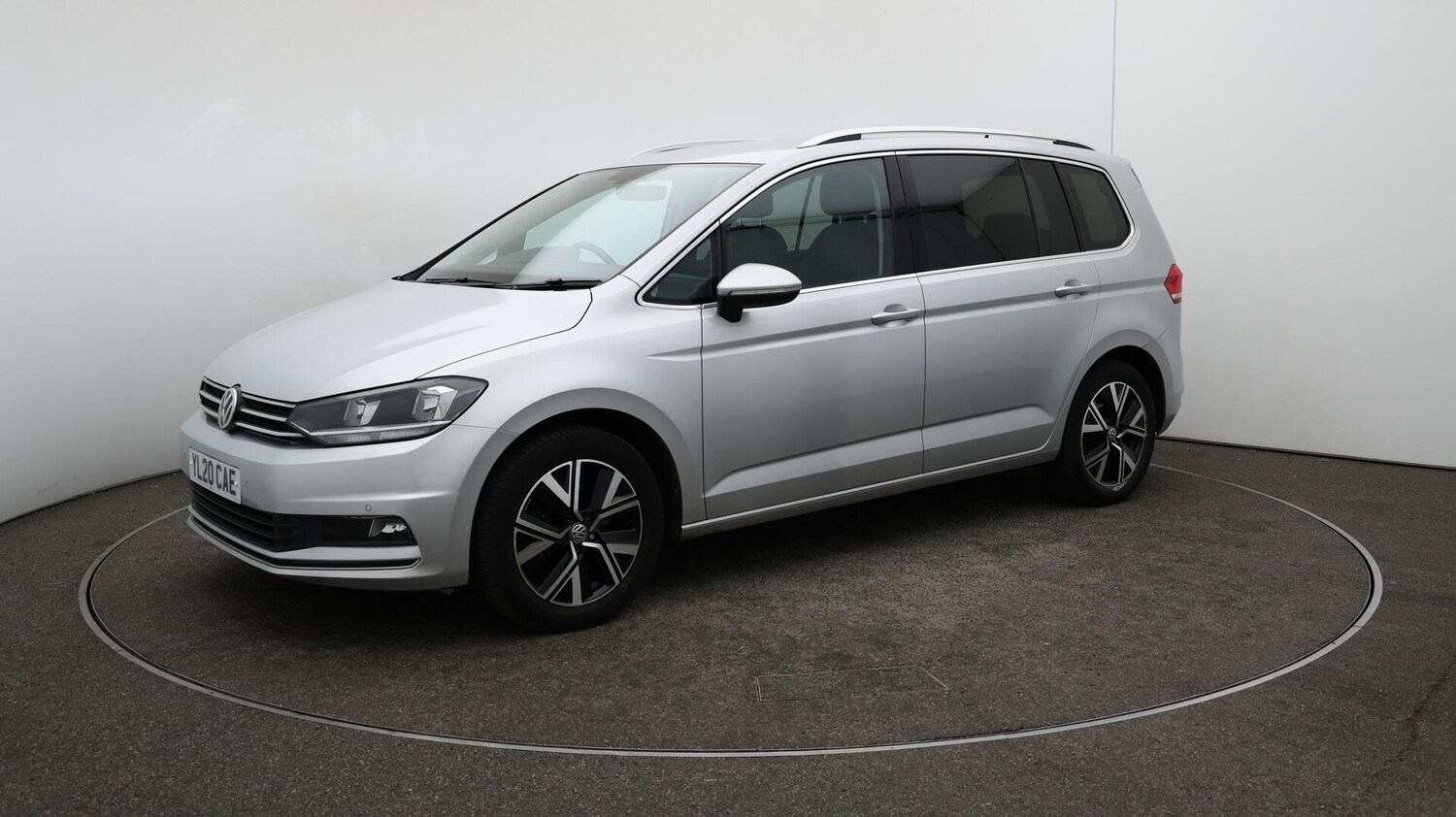 Used Volkswagen Touran 2020 for sale - 76498939: Photo 70