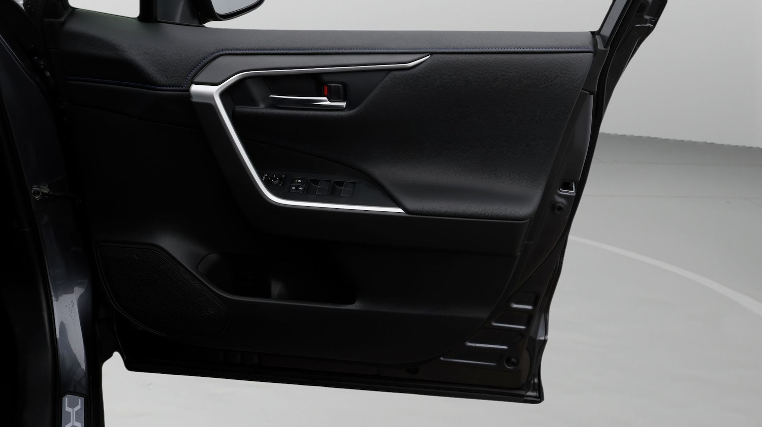 Used Toyota RAV4 2021 for sale - 77650135: Photo 15