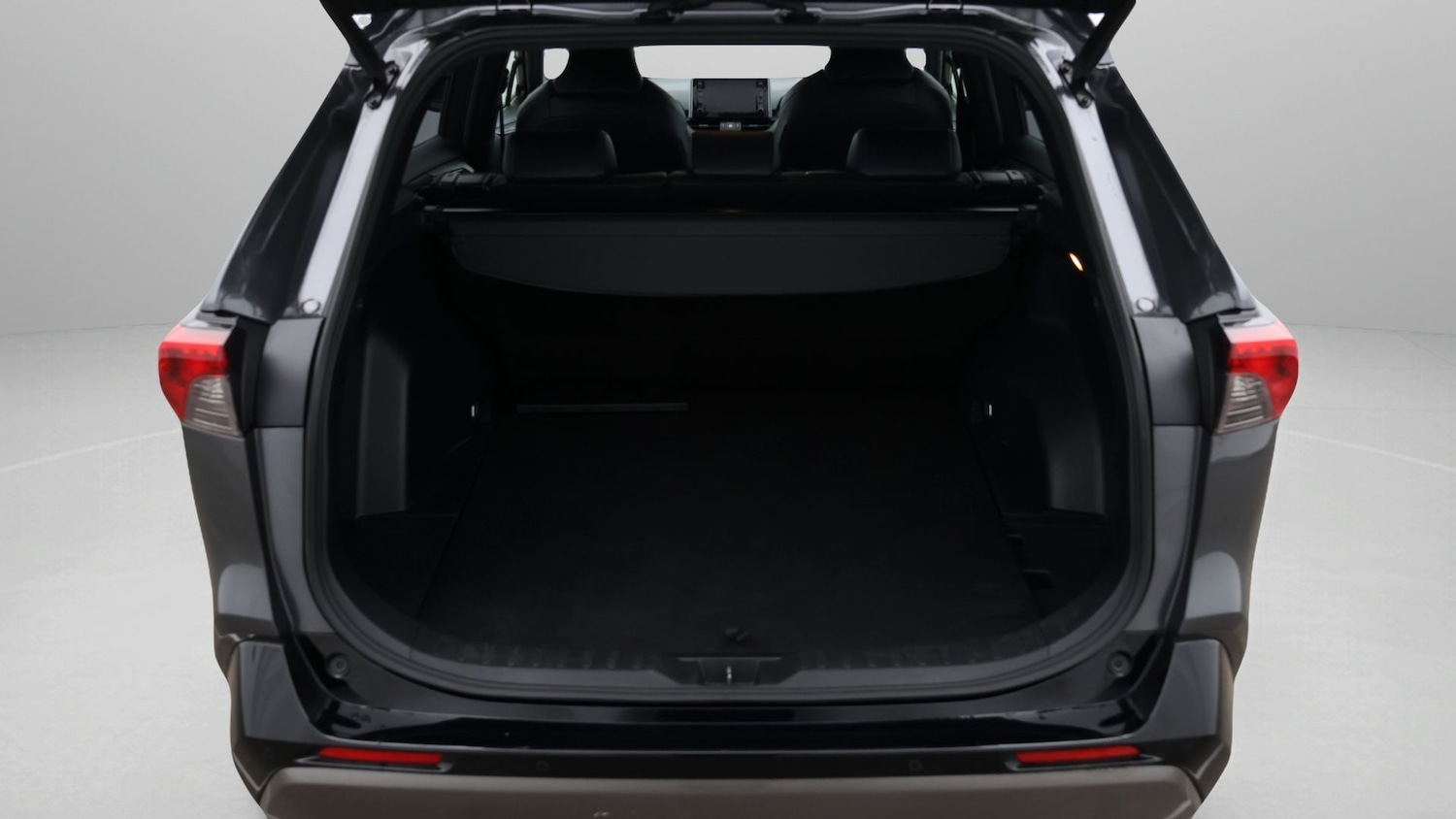 Used Toyota RAV4 2021 for sale - 77650135: Photo 17