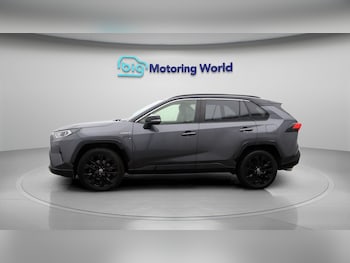 Used Toyota RAV4 2021 for sale - 77650135: Photo