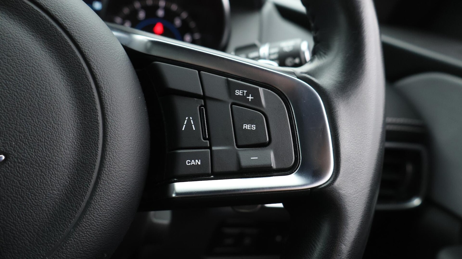 Used Jaguar F-Pace 2020 for sale - 75990788: Photo 27