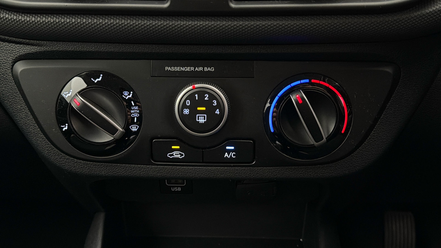 Used Hyundai i10 2022 for sale - 77789683: Photo 11