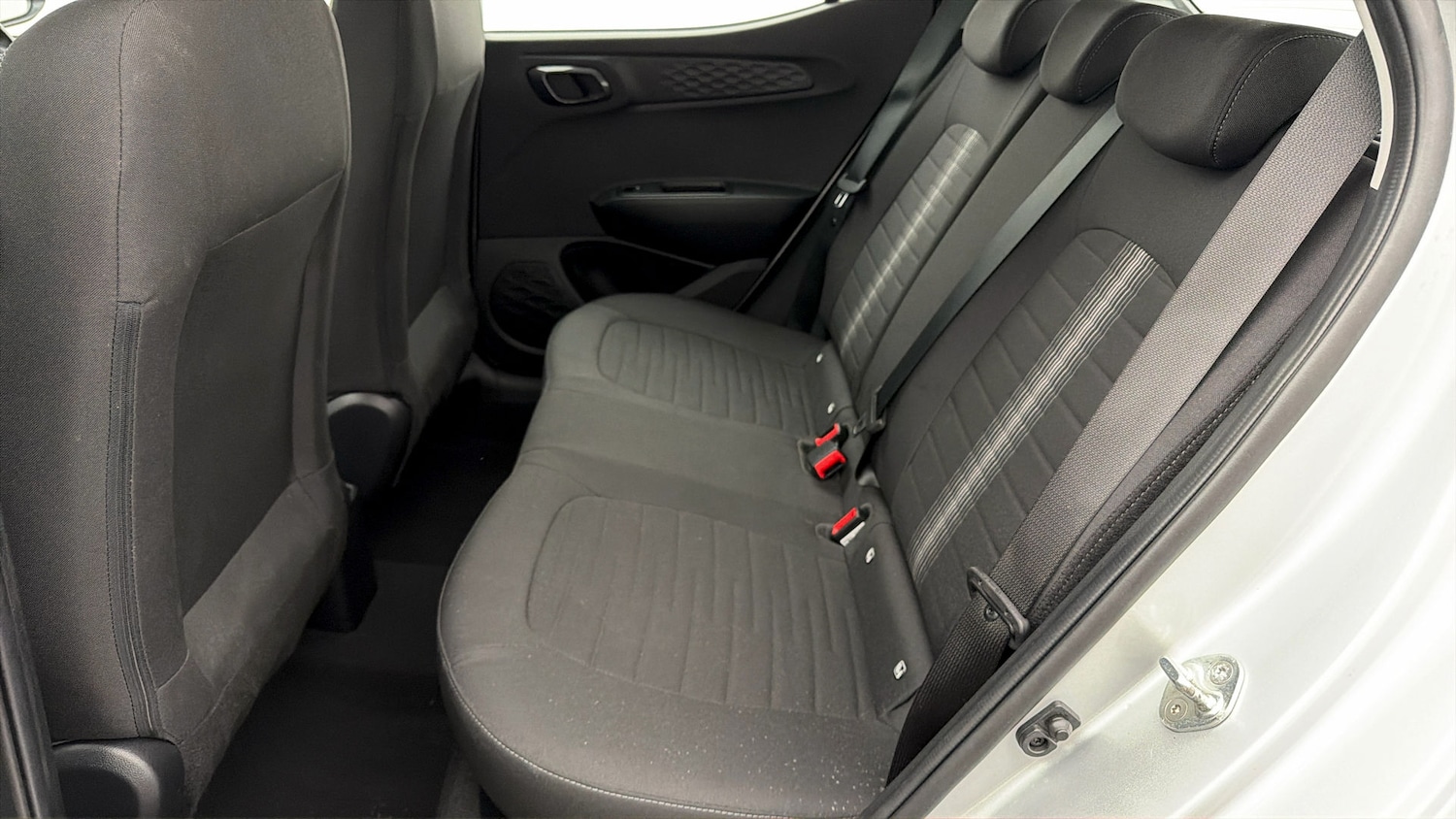 Used Hyundai i10 2022 for sale - 77789683: Photo 15