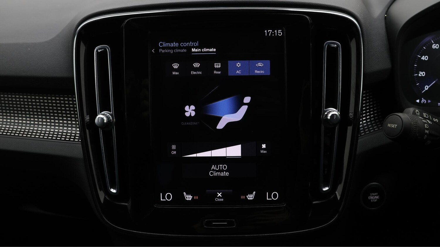 Used Volvo XC40 2021 for sale - 76457026: Photo 13