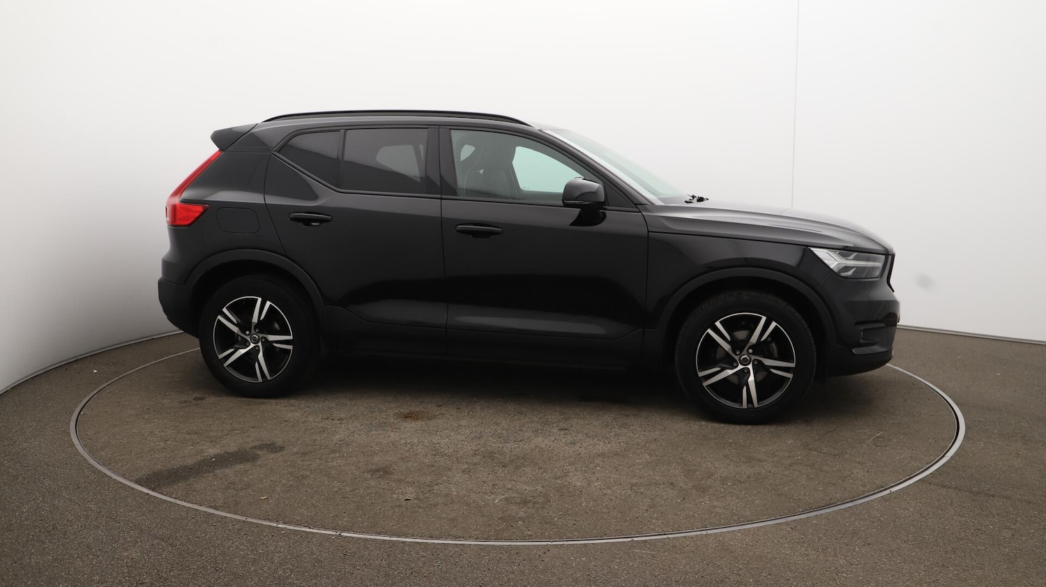 Used Volvo XC40 2021 for sale - 76085225: Photo 48
