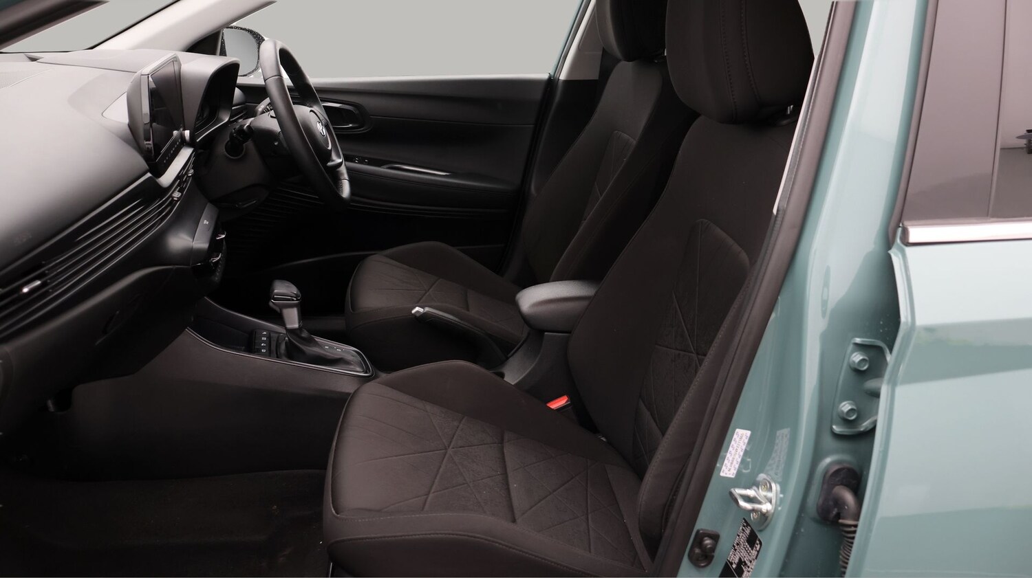 Used Hyundai BAYON for sale - 77873135: Photo 14