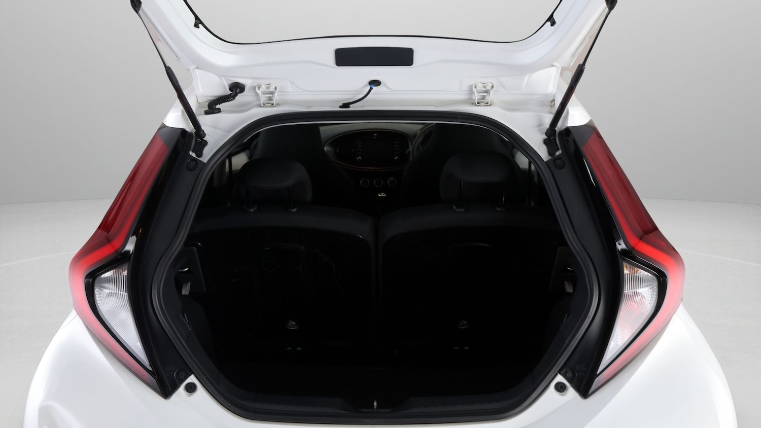 Used Toyota Aygo X 2022 for sale - 78042183: Photo 17