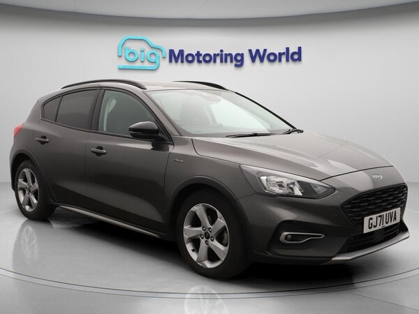 Used Ford Focus 2021 for sale - 76247718: Photo 1