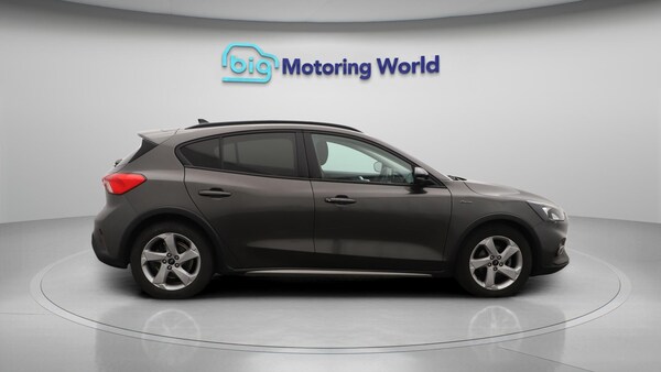 Used Ford Focus 2021 for sale - 76247718: Photo 9