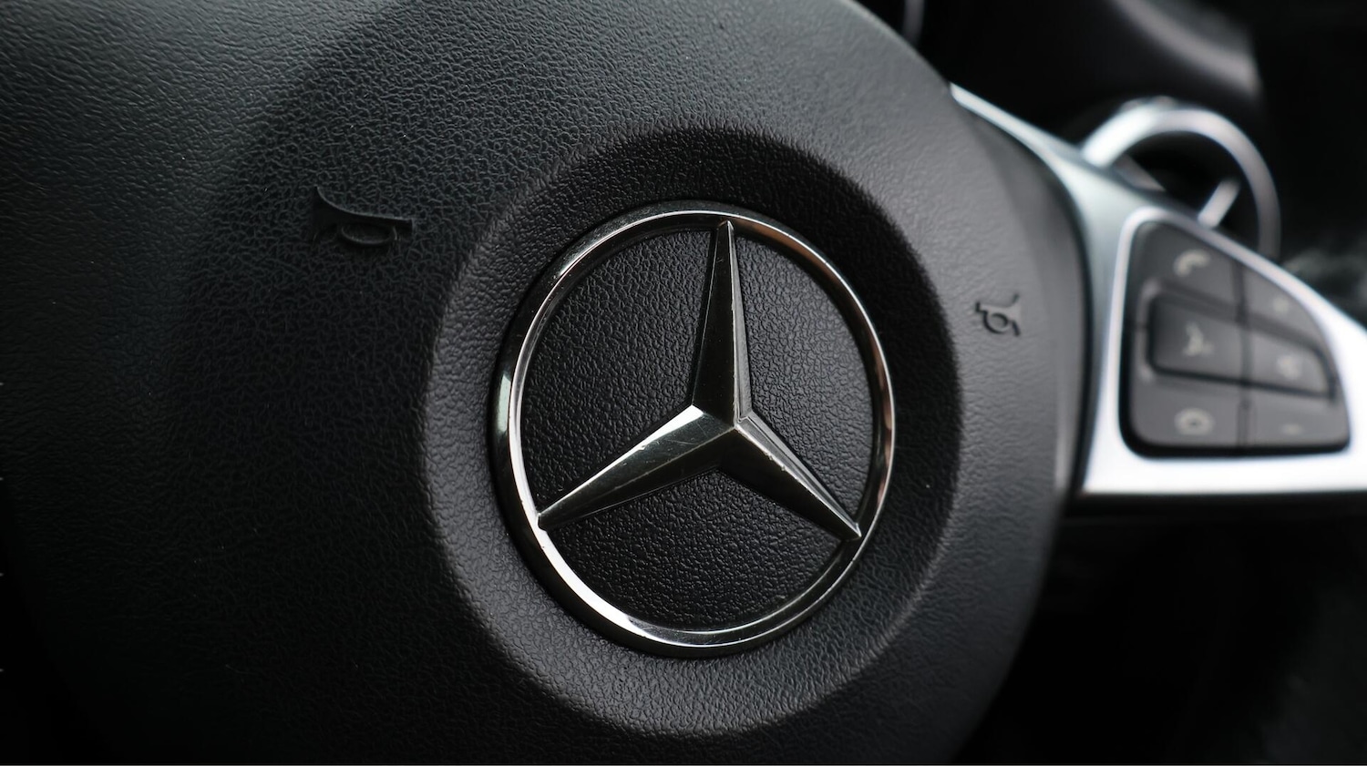 Used Mercedes-Benz GLA 2018 for sale - 76024569: Photo 24