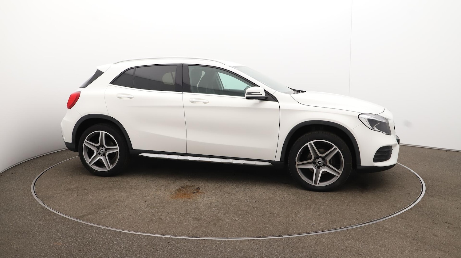 Used Mercedes-Benz GLA 2018 for sale - 76024569: Photo 49