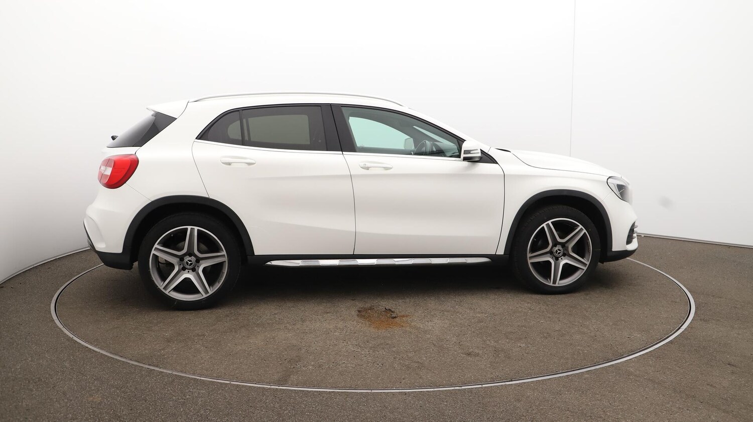 Used Mercedes-Benz GLA 2018 for sale - 76024569: Photo 51