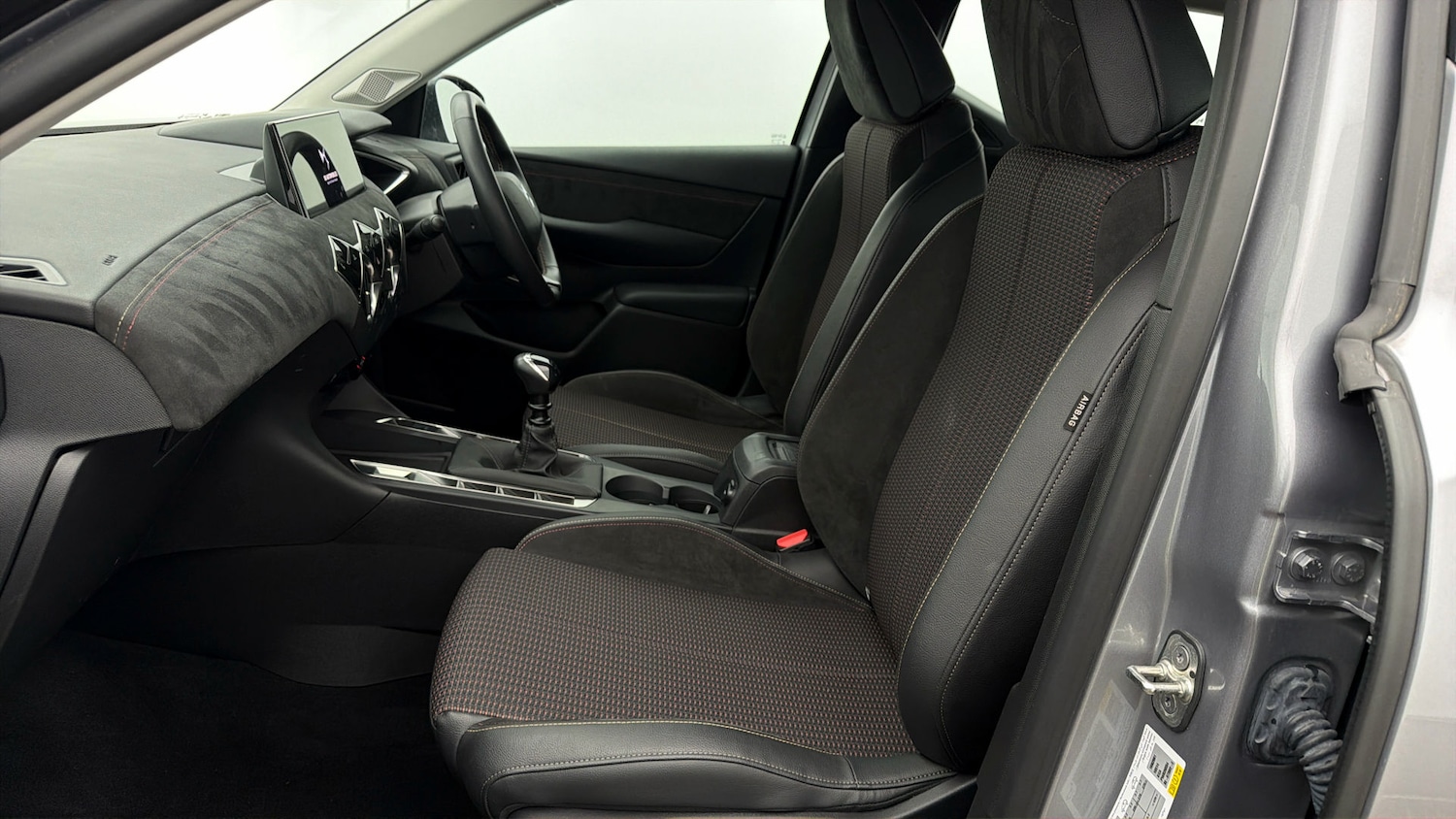 Used DS Automobiles DS 3 2023 for sale - 78028420: Photo 13