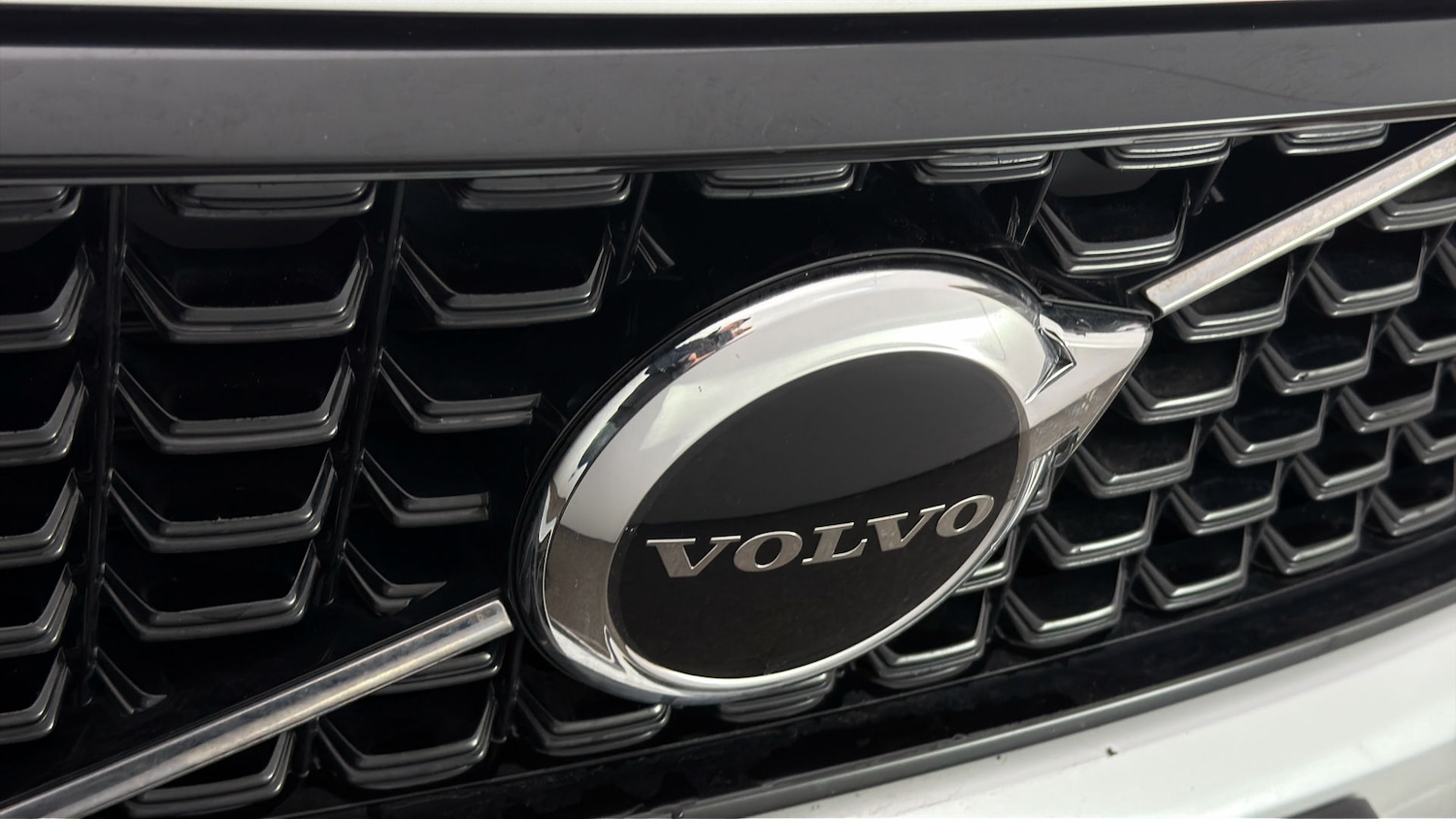 Used Volvo XC40 for sale - 77871844: Photo 22