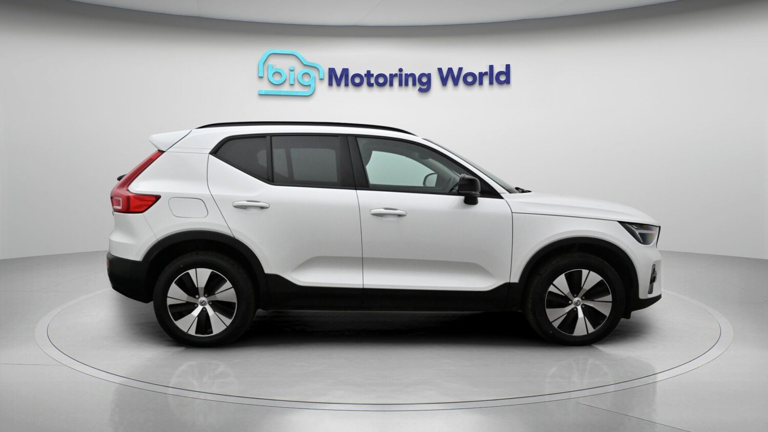 Used Volvo XC40 for sale - 77871844: Photo 8
