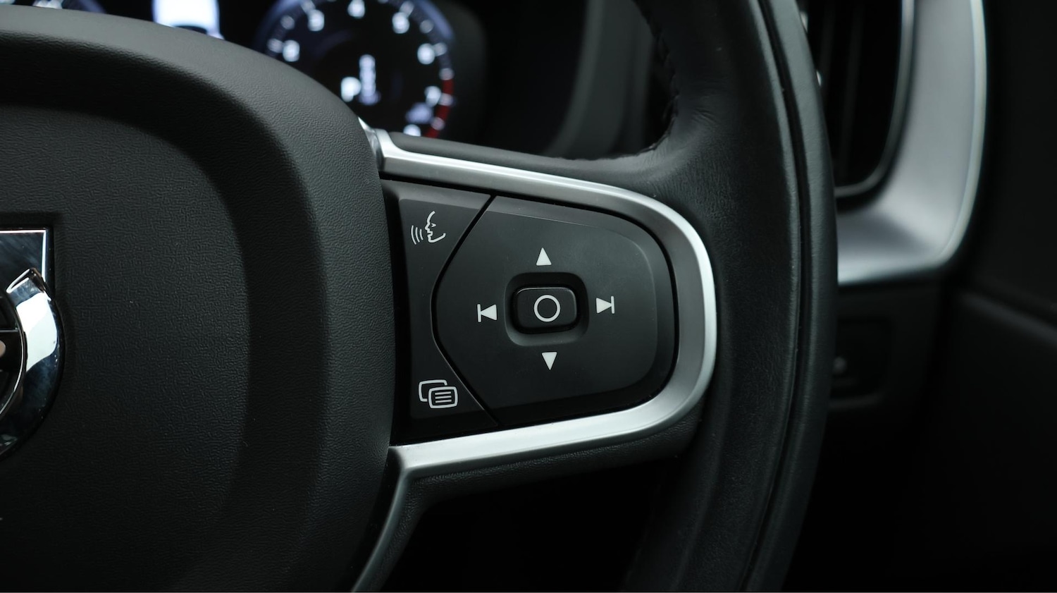 Used Volvo XC60 2021 for sale - 76000956: Photo 25