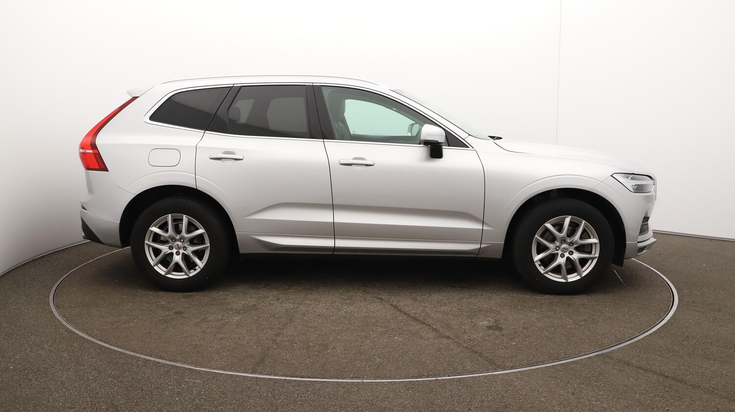 Used Volvo XC60 2021 for sale - 76000956: Photo 49