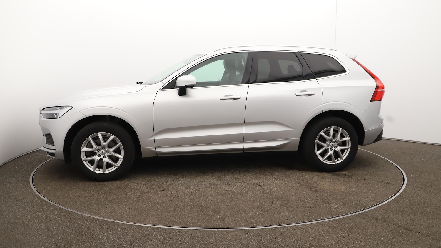 Used Volvo XC60 2021 for sale - 76000956: Photo 65
