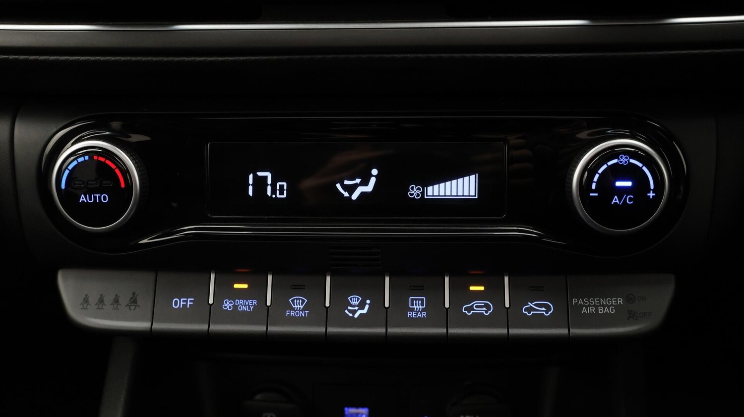 Used Hyundai KONA 2022 for sale - 76632926: Photo 13