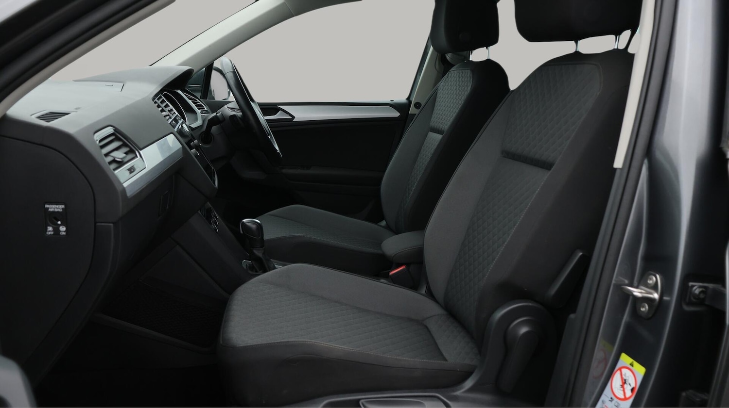 Used Volkswagen Tiguan 2020 for sale - 76122373: Photo 15