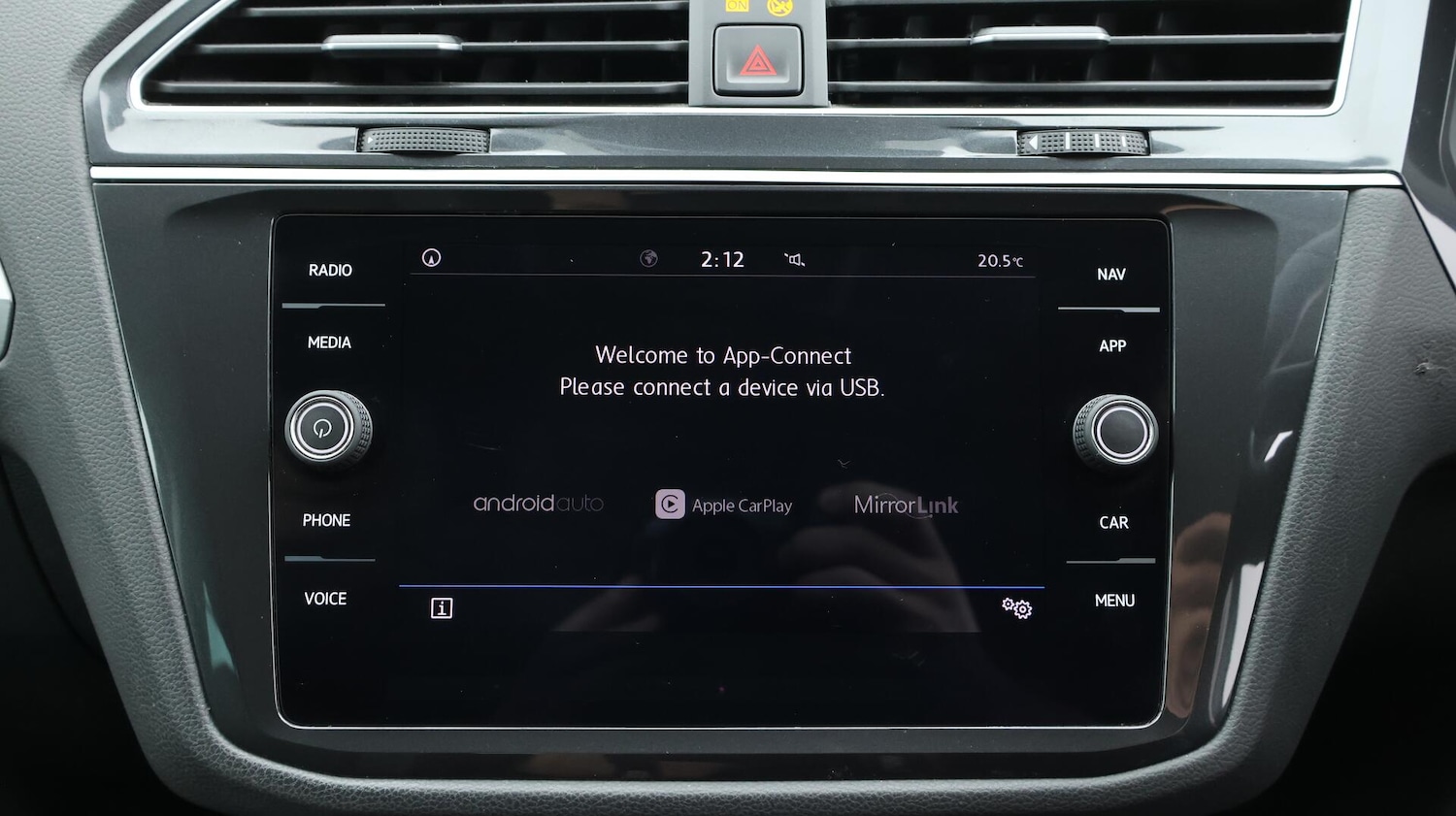 Used Volkswagen Tiguan 2020 for sale - 76122373: Photo 24