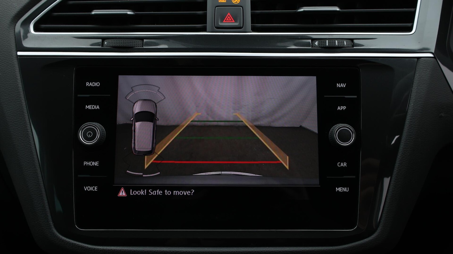 Used Volkswagen Tiguan 2020 for sale - 76122373: Photo 25