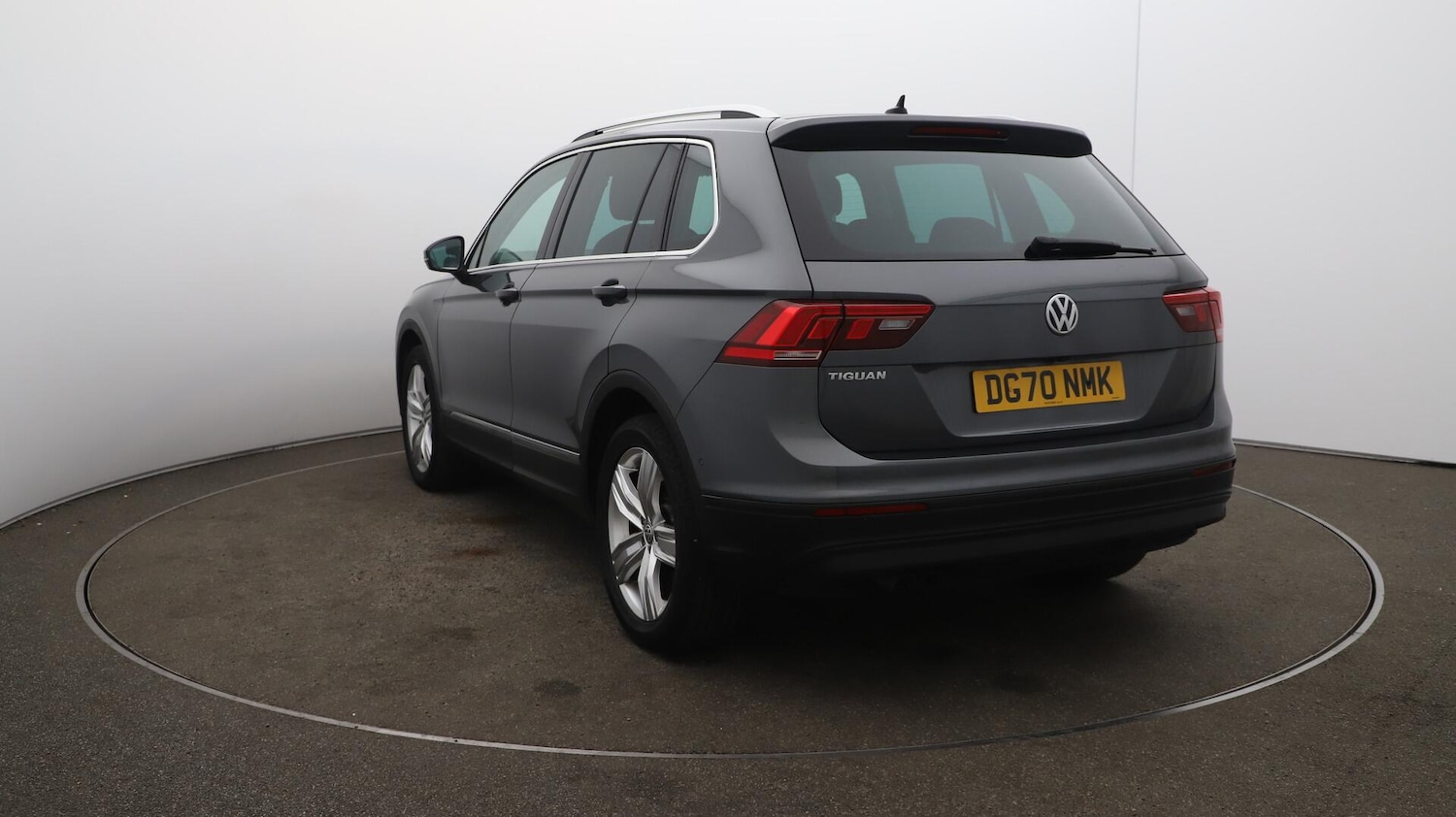 Used Volkswagen Tiguan 2020 for sale - 76122373: Photo 62