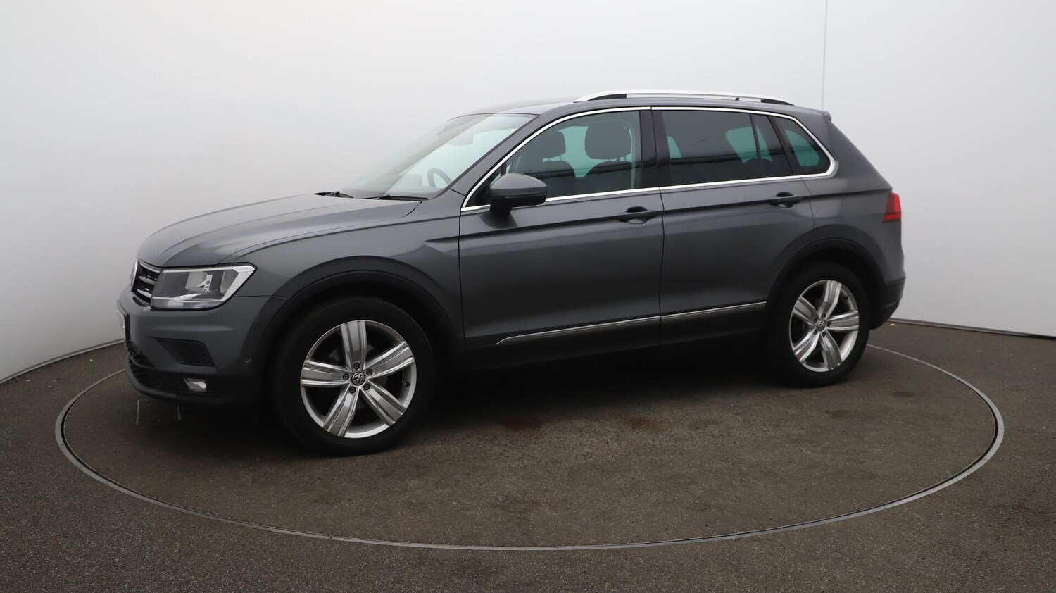 Used Volkswagen Tiguan 2020 for sale - 76122373: Photo 68