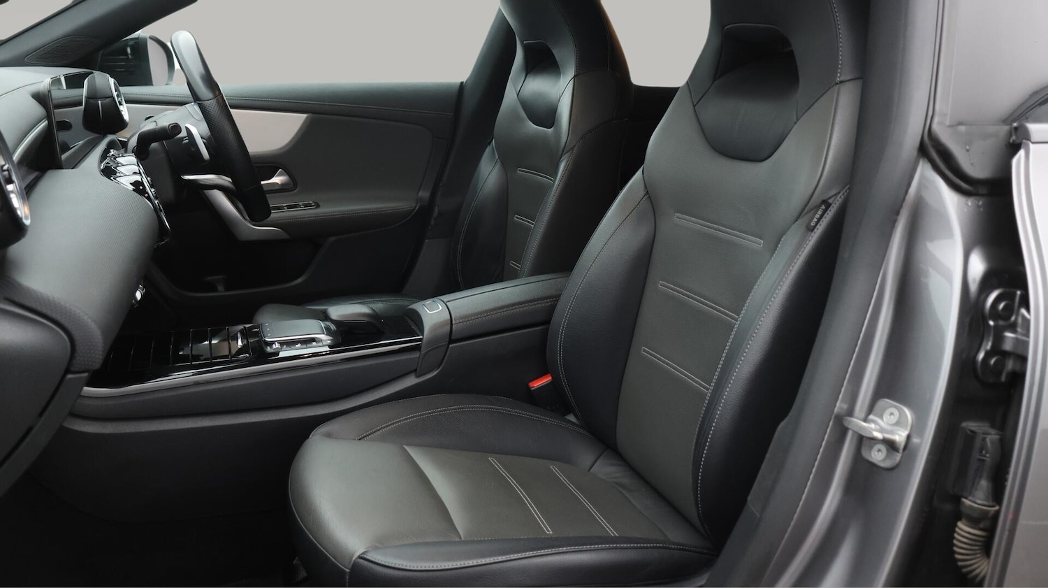 Used Mercedes-Benz CLA 2022 for sale - 76136947: Photo 15