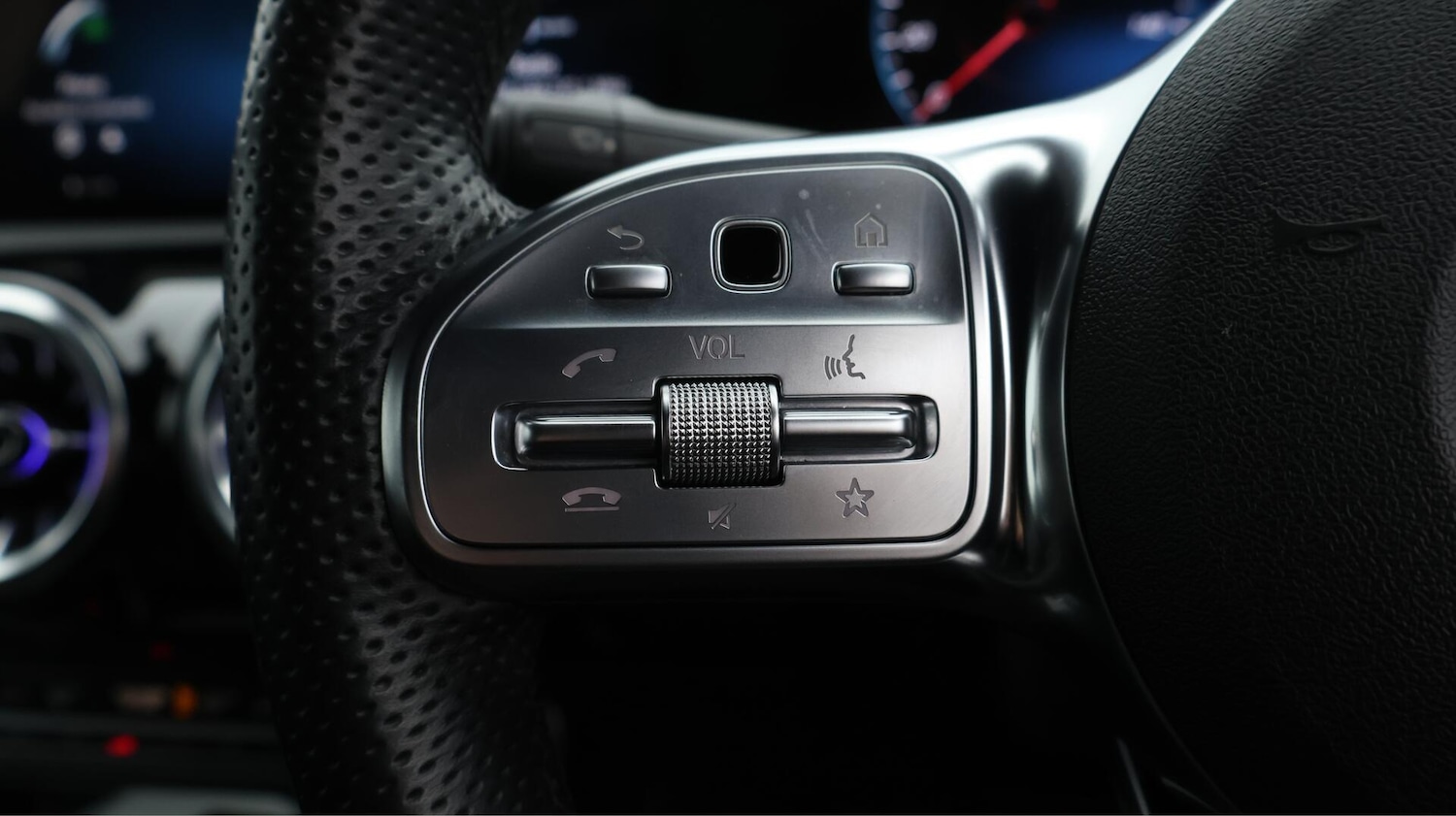 Used Mercedes-Benz CLA 2022 for sale - 76136947: Photo 24