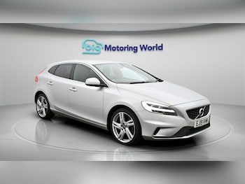 Used Volvo V40 2019 for sale - 78792613: Photo