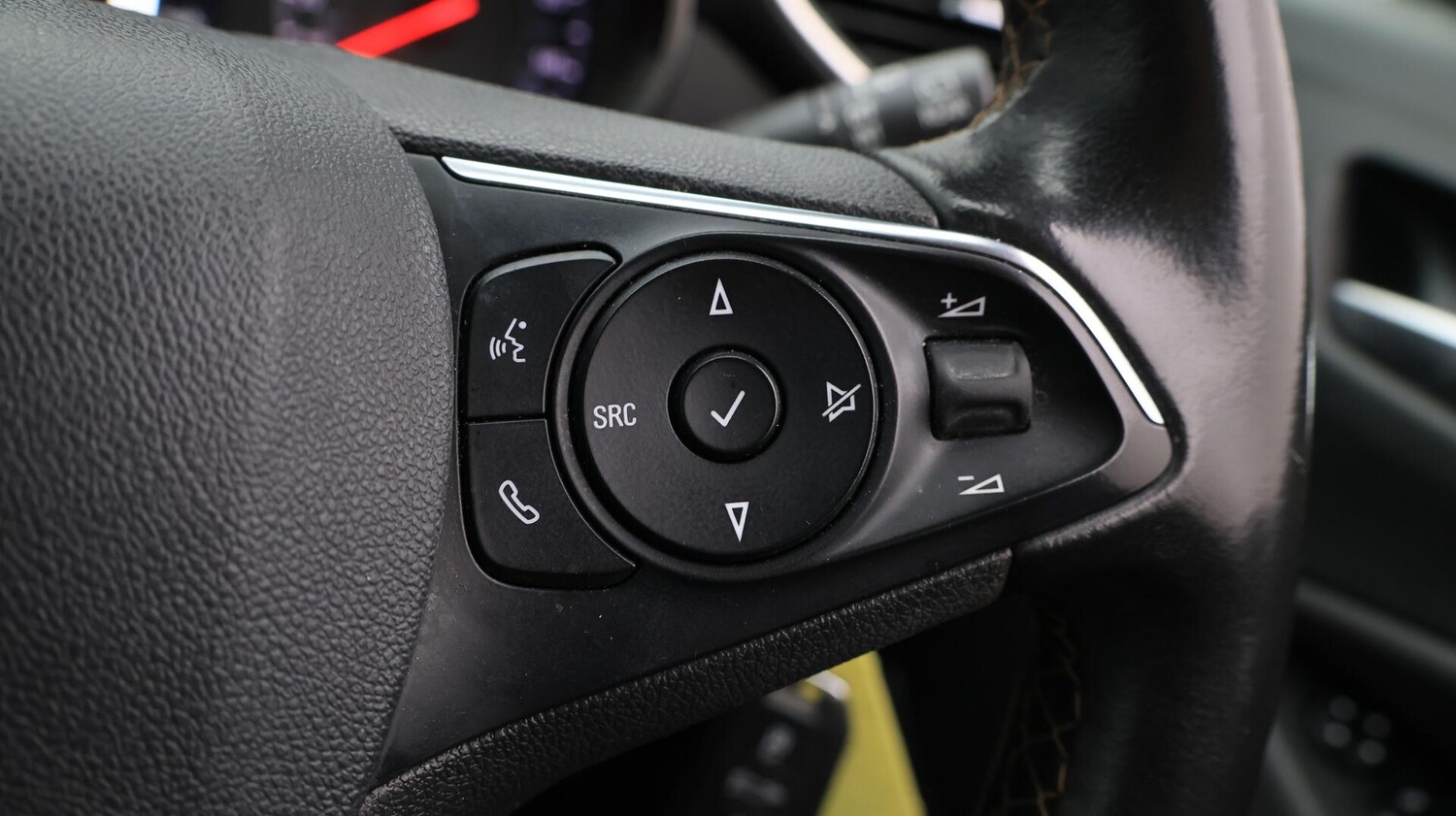 Used Vauxhall Crossland X 2019 for sale - 76612998: Photo 25