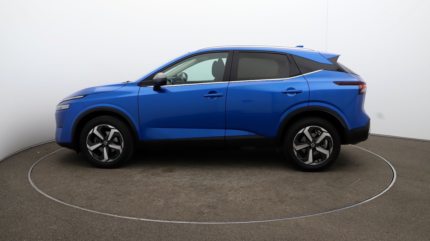 Used Nissan Qashqai 2021 for sale - 77013348: Photo 57